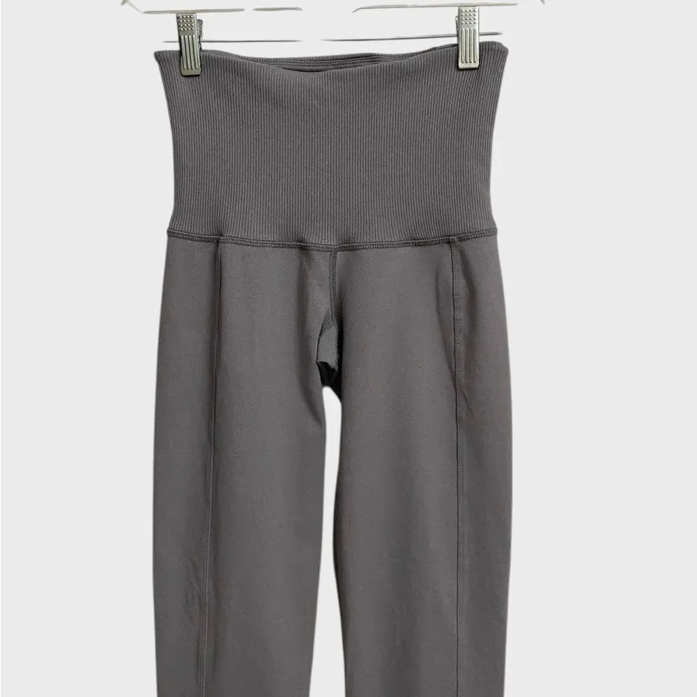 Karma Athletics Yama Leggings Tights Women's Size XS-S Heathered Grey Yoga Gym